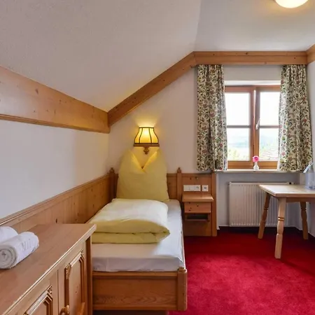 Otel Ristorante Da Franco Seefeld (Bavaria)